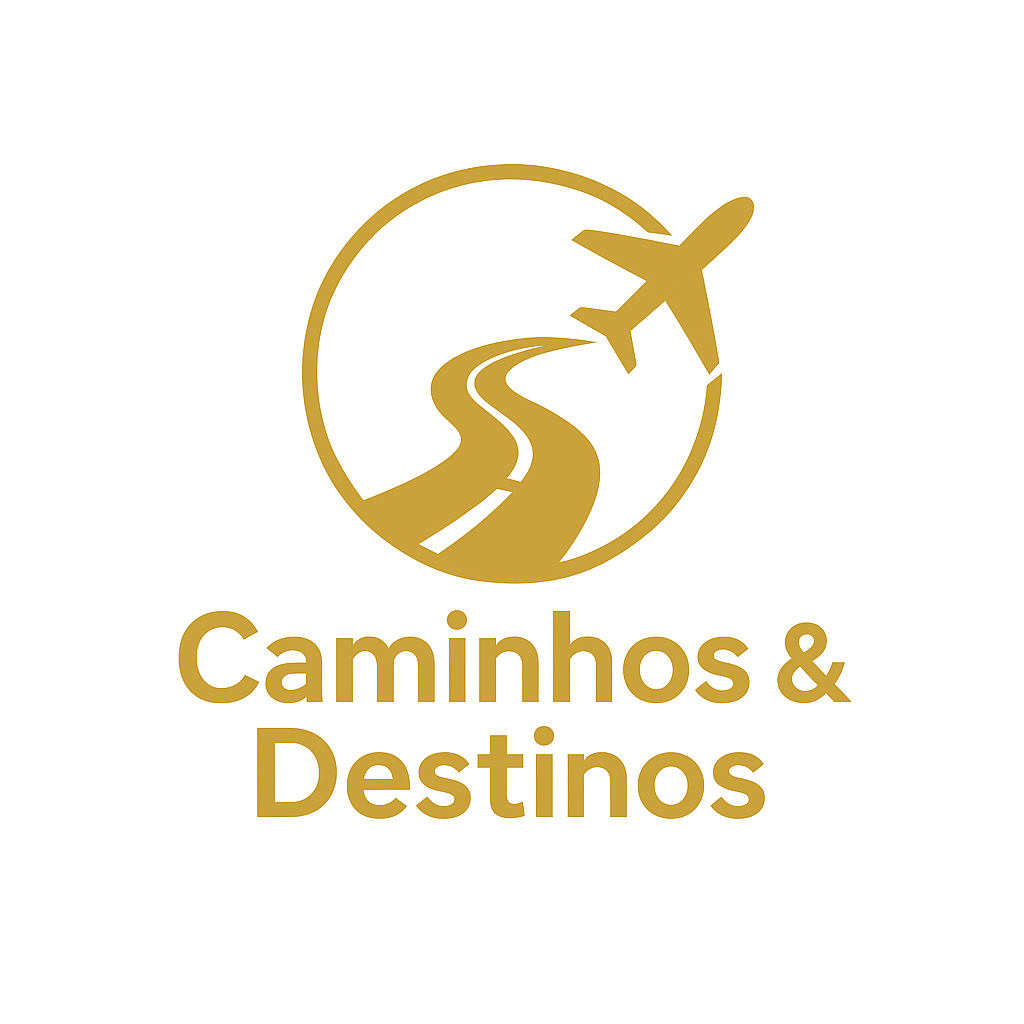 Logo dourado do blog Caminhos & Destinos com ícone de estrada e avião